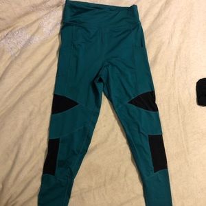 Without Walls high waisted leggings w mesh details